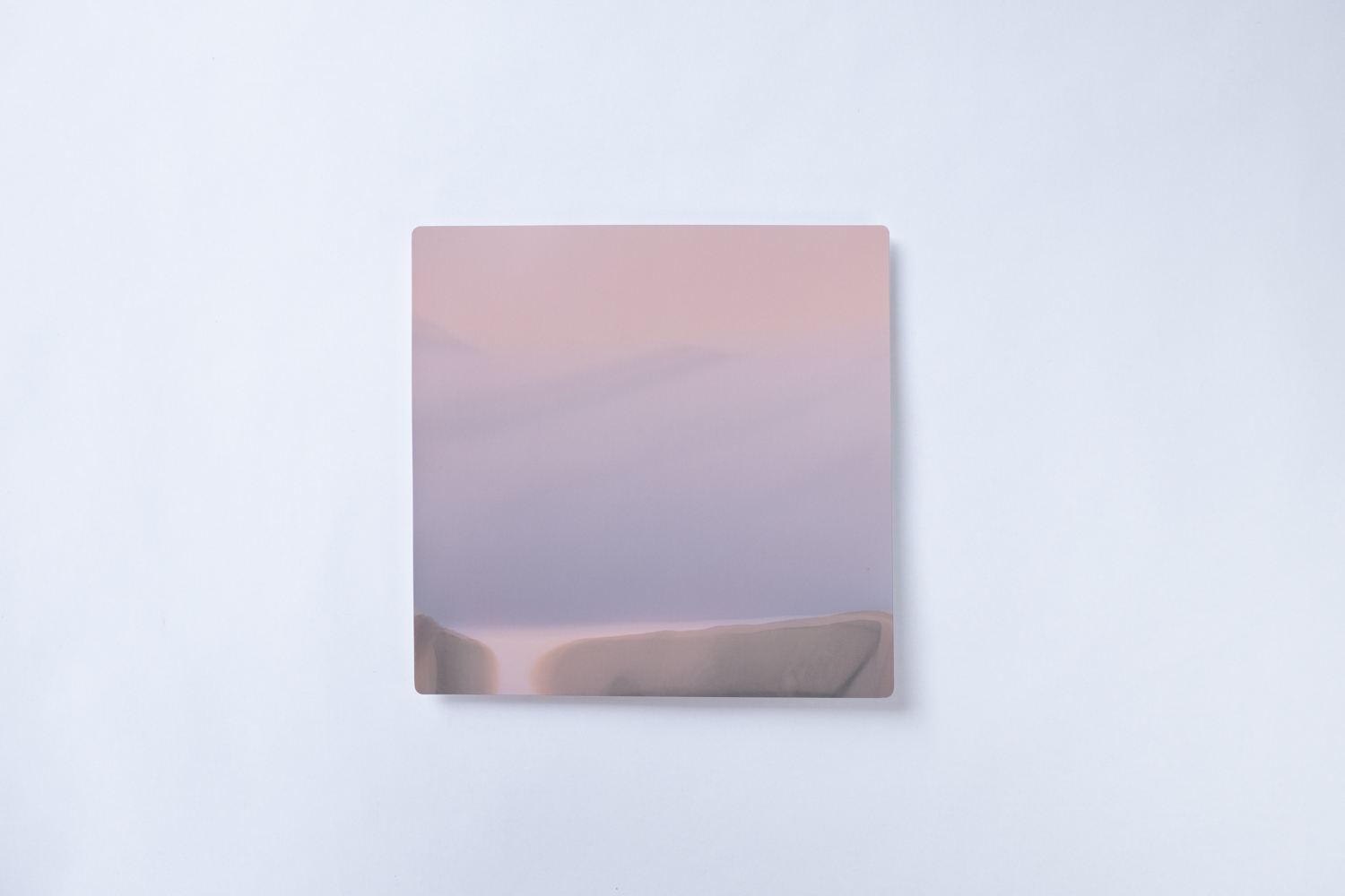 Ng Hui Hsien, Weight of Air, 2016, image from series, silver gelatine photographic print